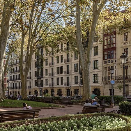 Batimont Suites & Apartments Bilbao Luaran gambar