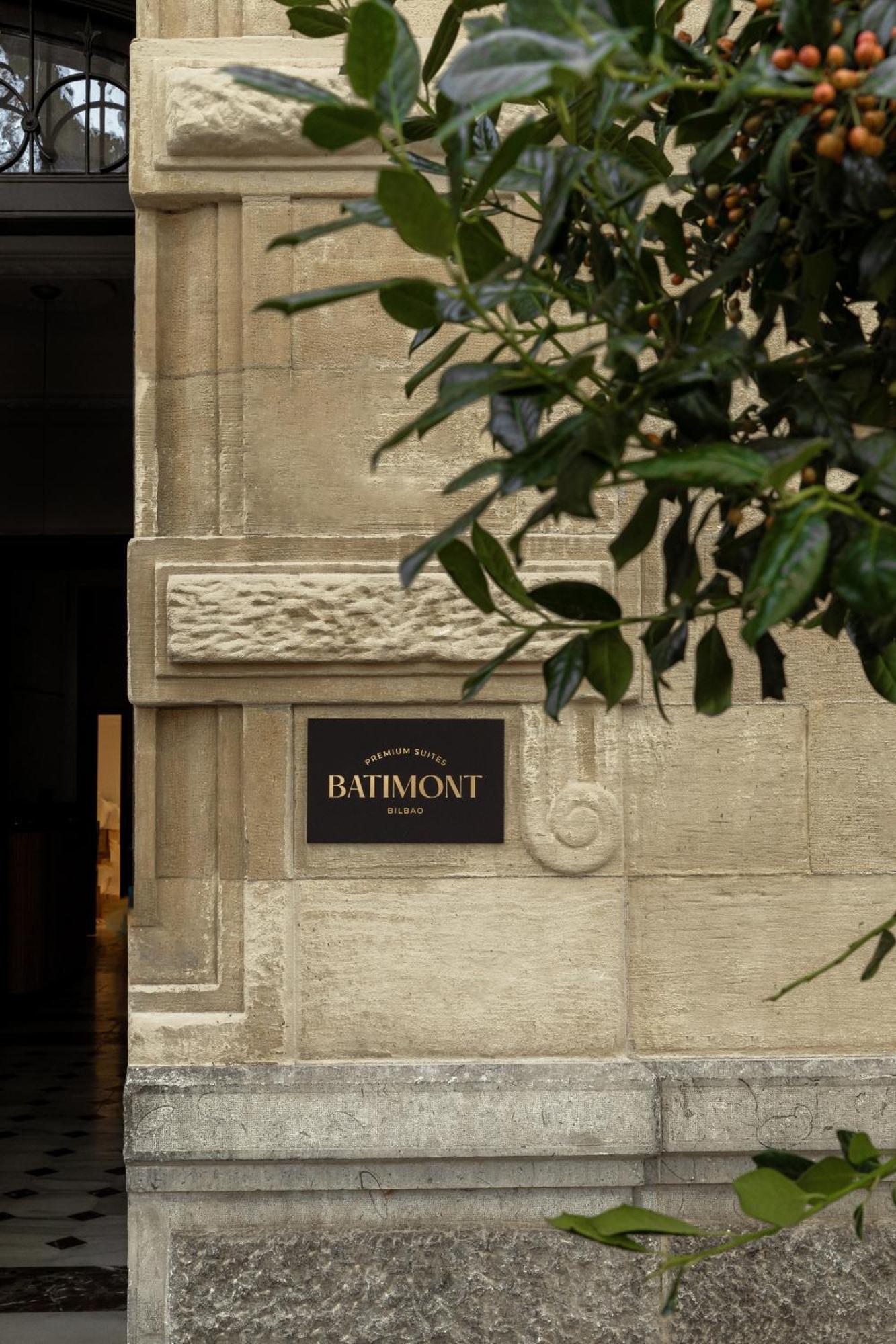Batimont Suites & Apartments Bilbao Luaran gambar