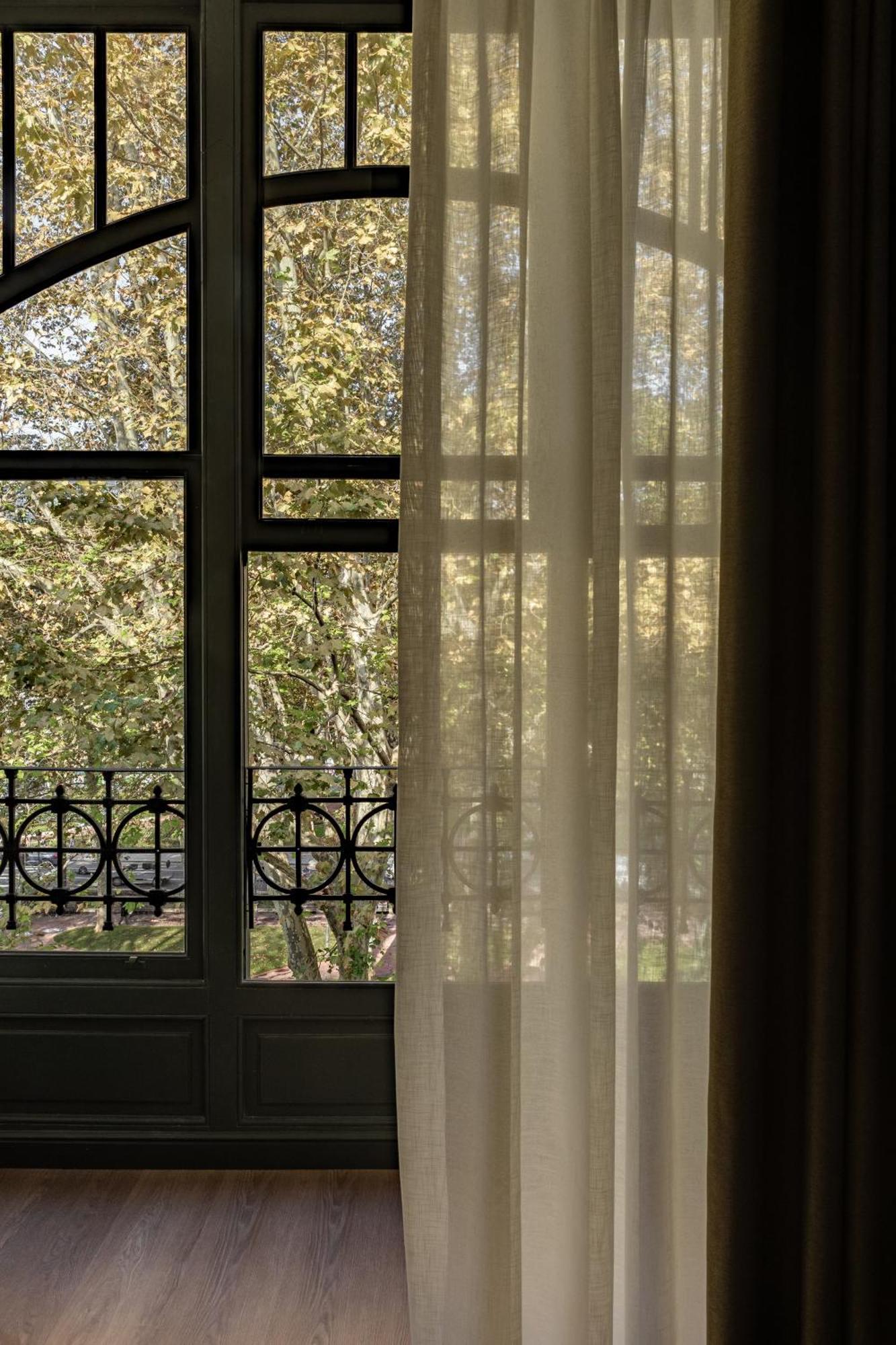 Batimont Suites & Apartments Bilbao Luaran gambar