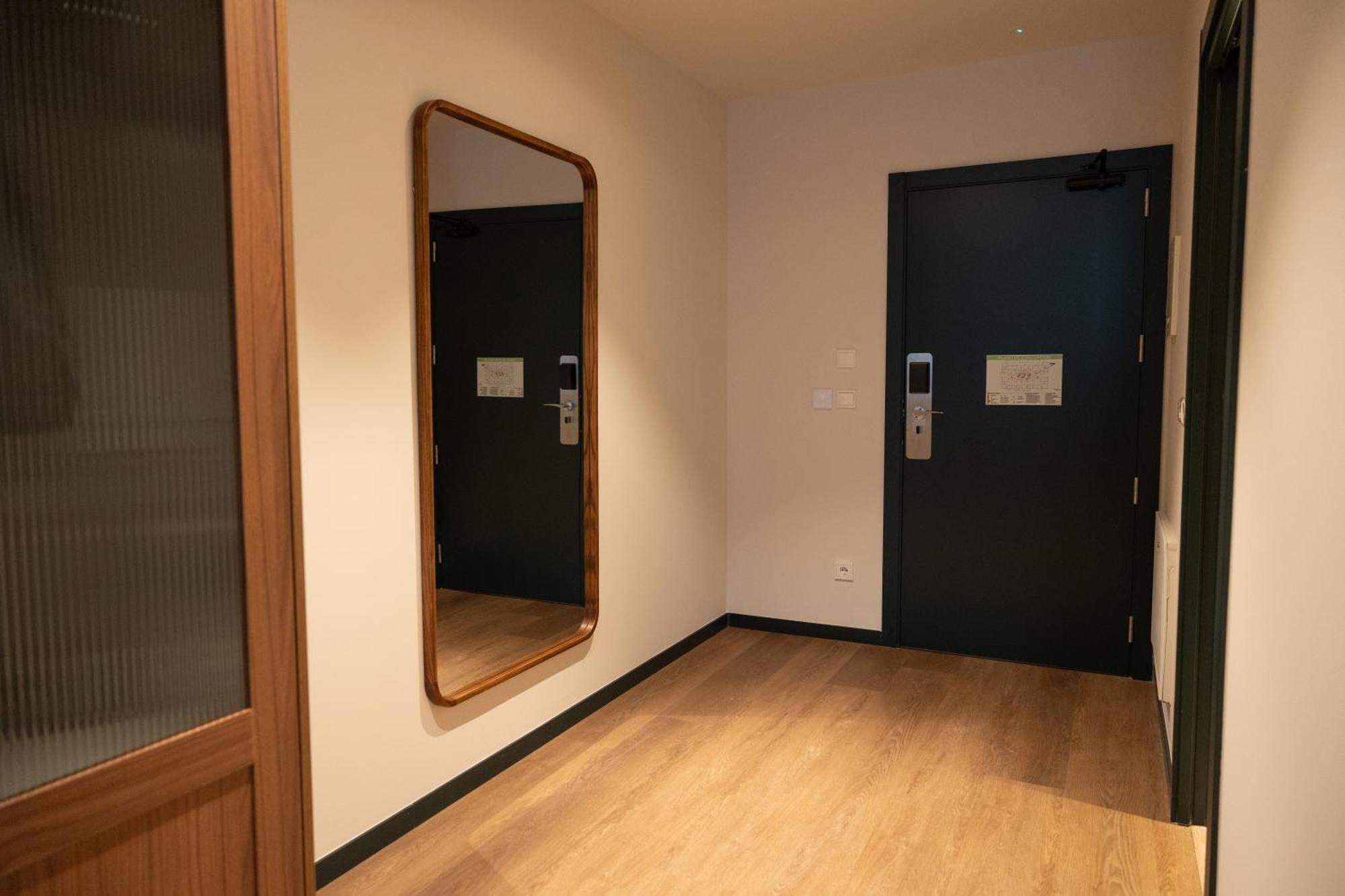 Batimont Suites & Apartments Bilbao Luaran gambar